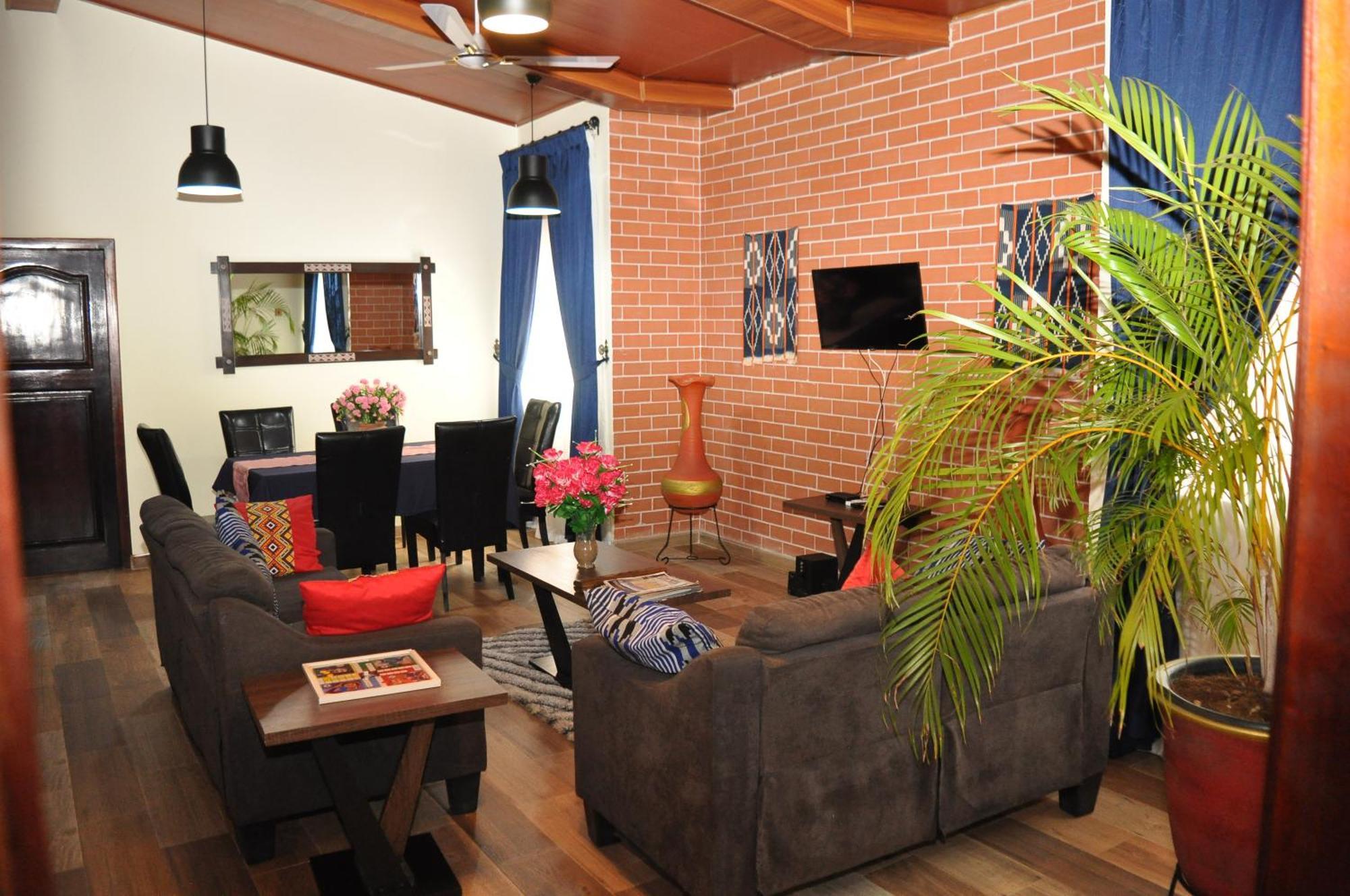 Santa Monica Home Lodge Senchi エクステリア 写真