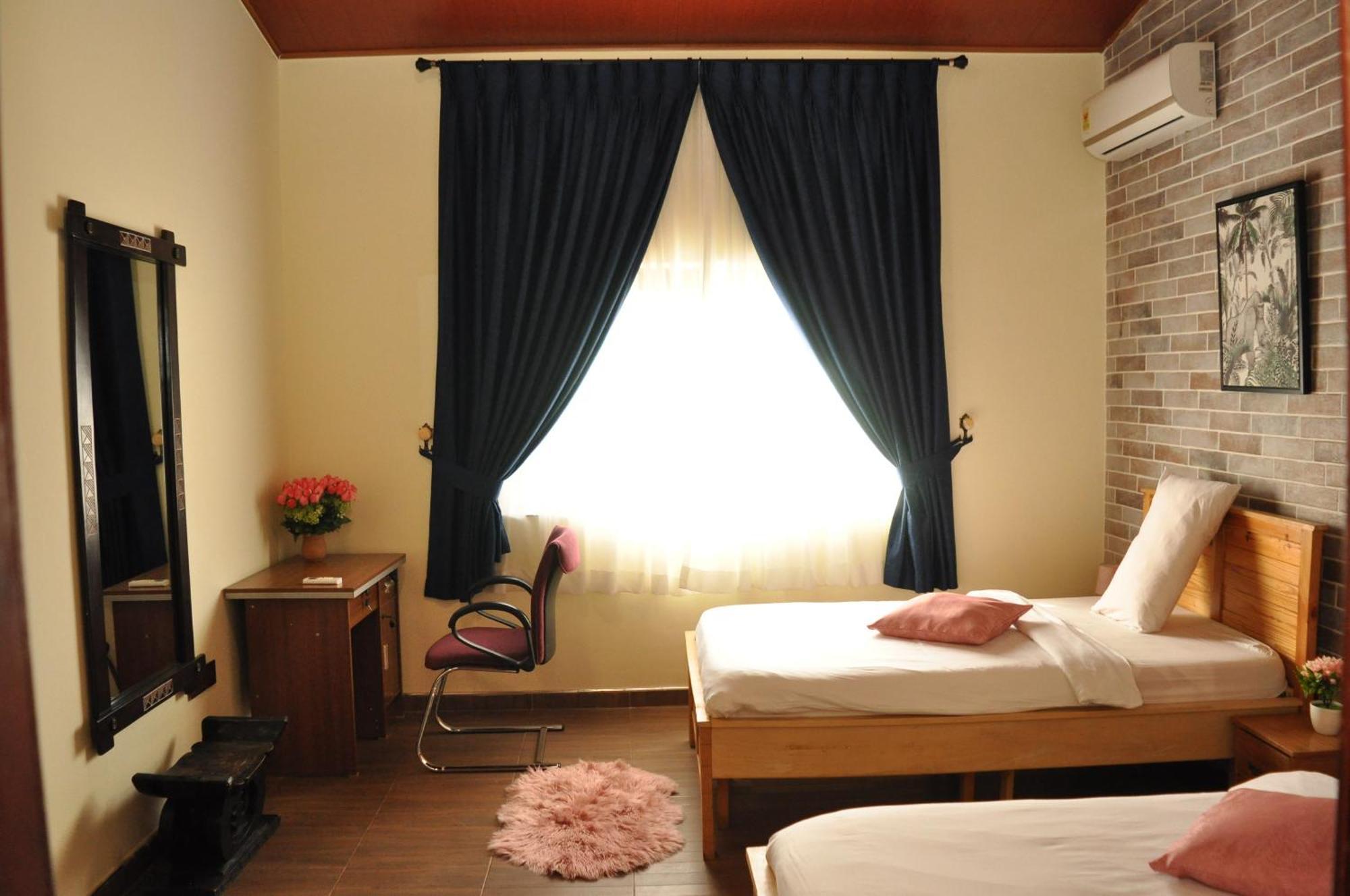 Santa Monica Home Lodge Senchi エクステリア 写真