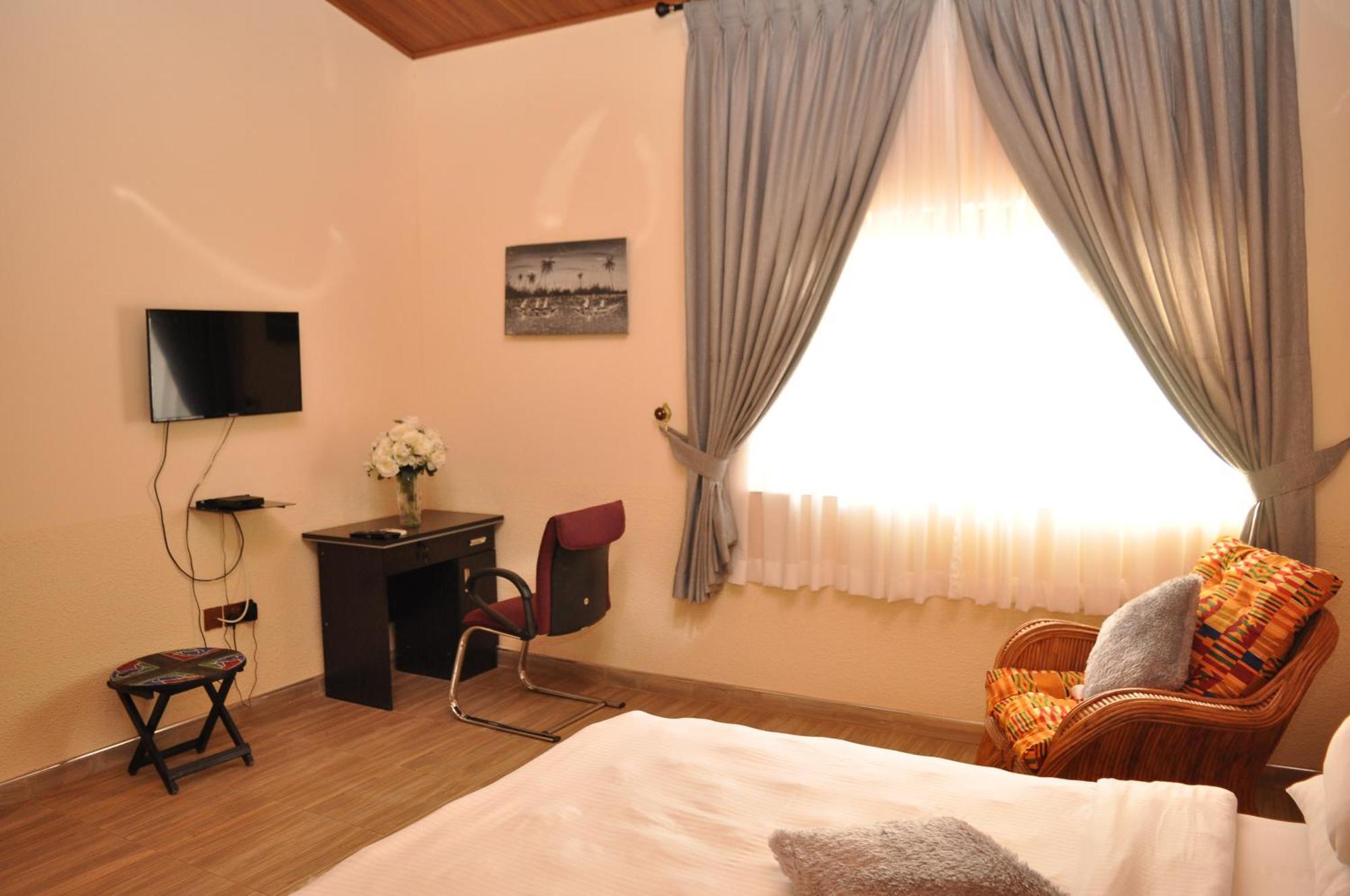 Santa Monica Home Lodge Senchi エクステリア 写真